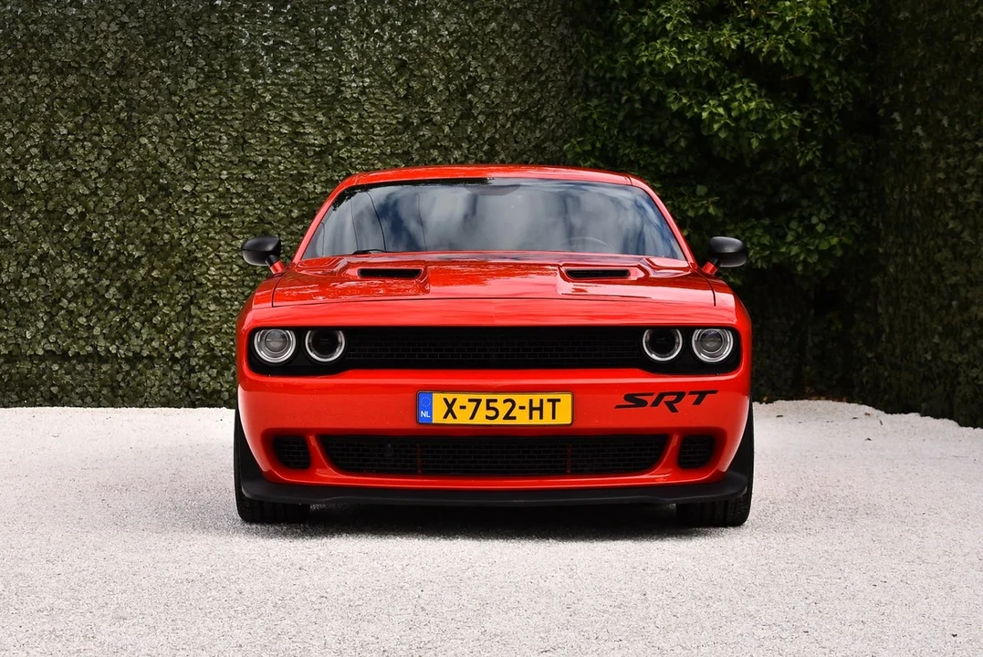 2015 Dodge Challenger SRT8 & 392 3rd Gen - Image 3 of 31