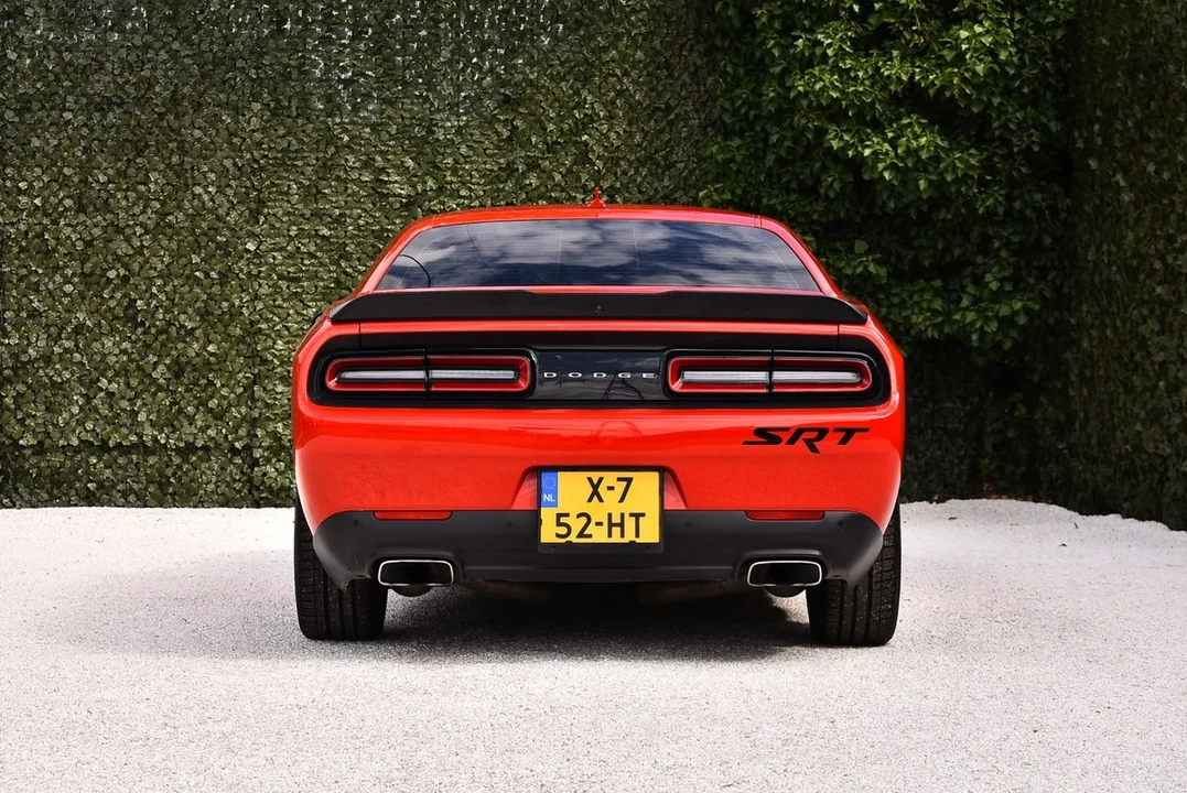 2015 Dodge Challenger SRT8 & 392 3rd Gen - Image 11 of 31