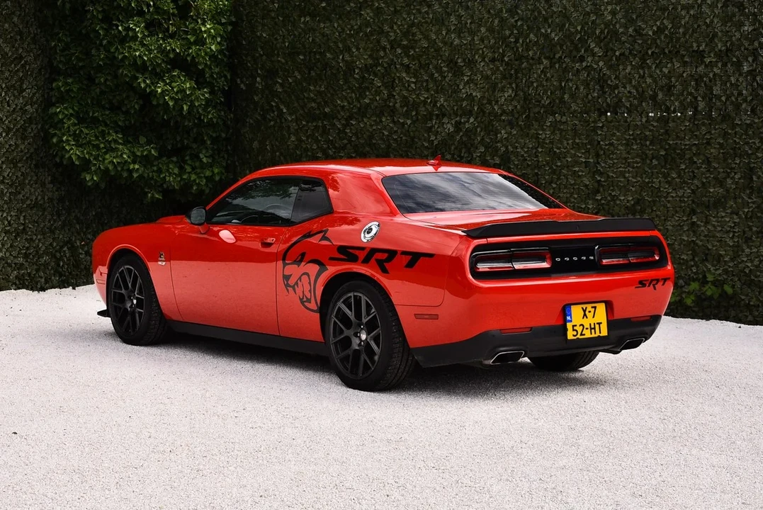 2015 Dodge Challenger SRT8 & 392 3rd Gen - Image 14 of 31