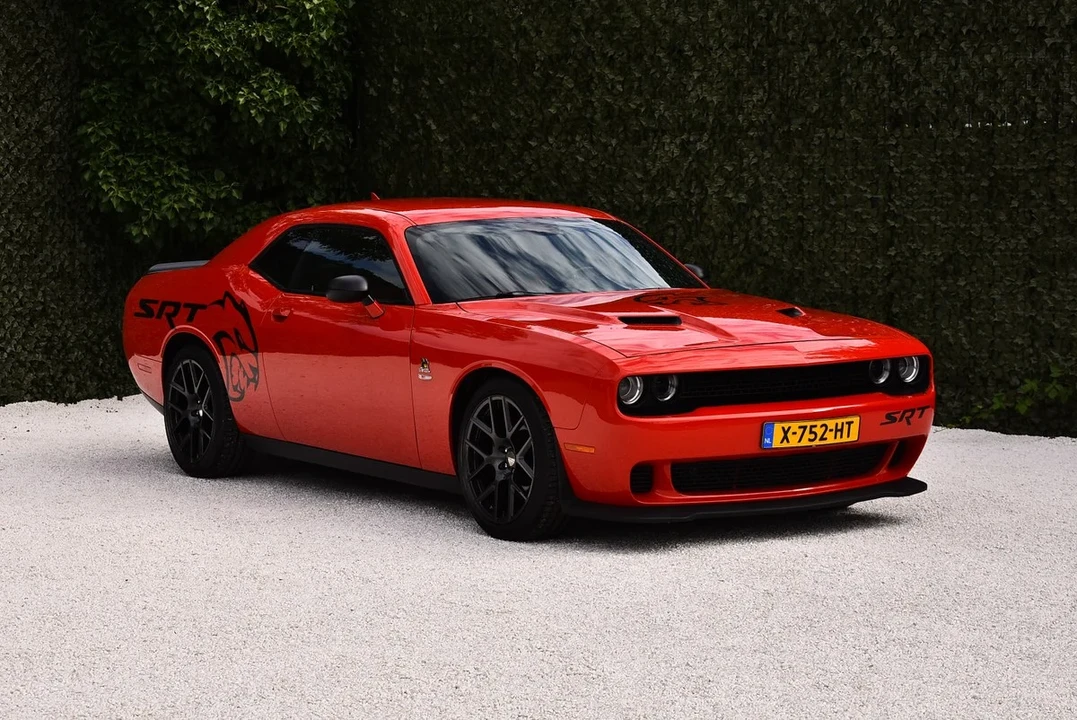 2015 Dodge Challenger SRT8 & 392 3rd Gen - Image 6 of 31