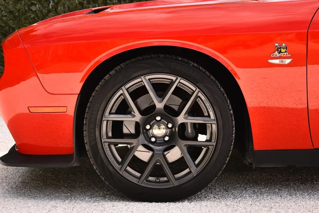 2015 Dodge Challenger SRT8 & 392 3rd Gen - Image 20 of 31