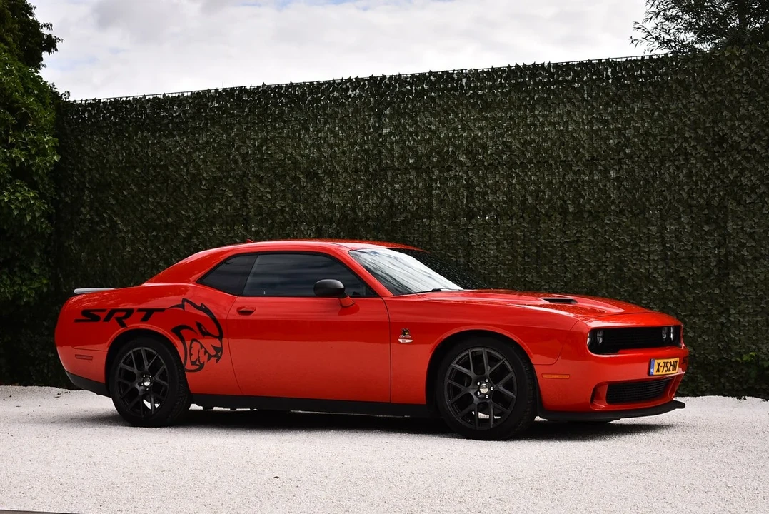 2015 Dodge Challenger SRT8 & 392 3rd Gen - Image 8 of 31