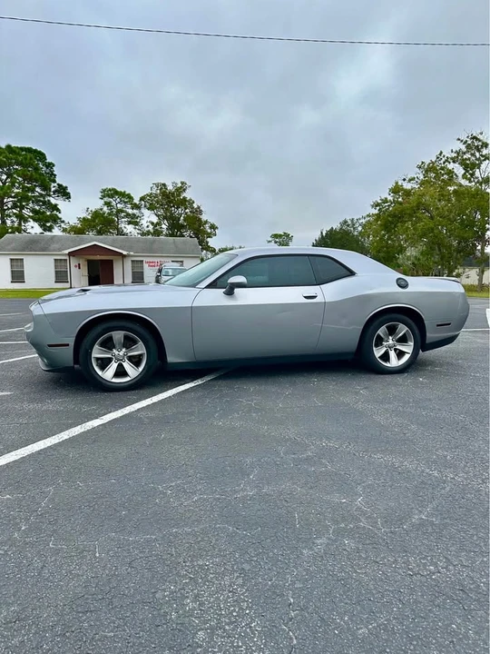 2015 Dodge Challenger 3rd Gen - Image 7 of 19