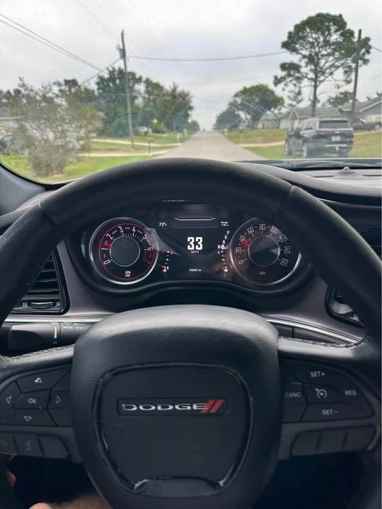 2015 Dodge Challenger 3rd Gen - Image 18 of 19