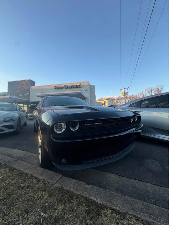 2015 Dodge Challenger 3rd Gen - Image 2 of 5