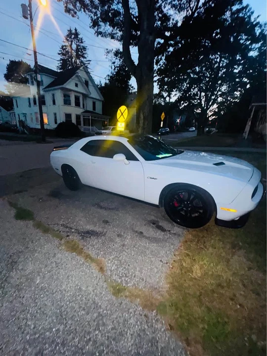 2015 Dodge Challenger 3rd Gen - Image 4 of 9