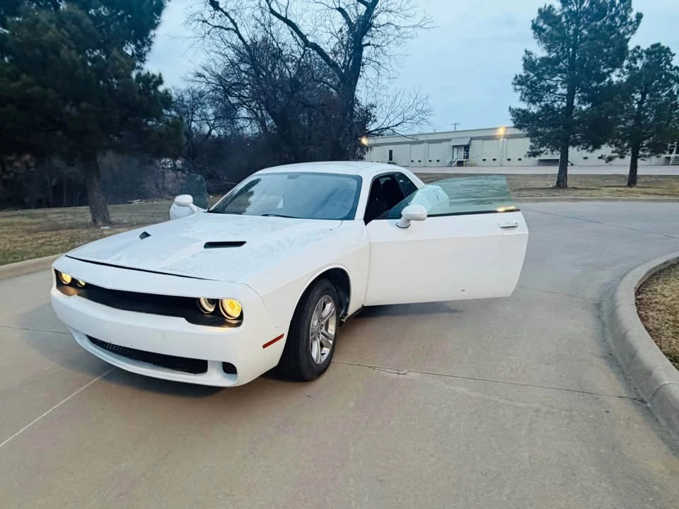 2015 Dodge Challenger 3rd Gen - Image 10 of 18