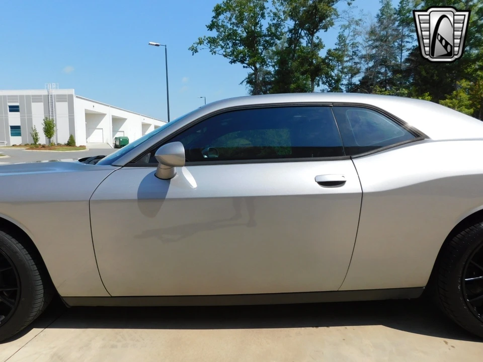 2015 Dodge Challenger 3rd Gen - Image 8 of 12