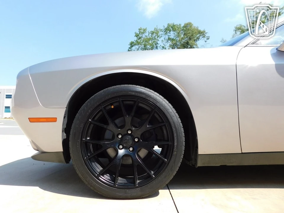 2015 Dodge Challenger 3rd Gen - Image 11 of 21