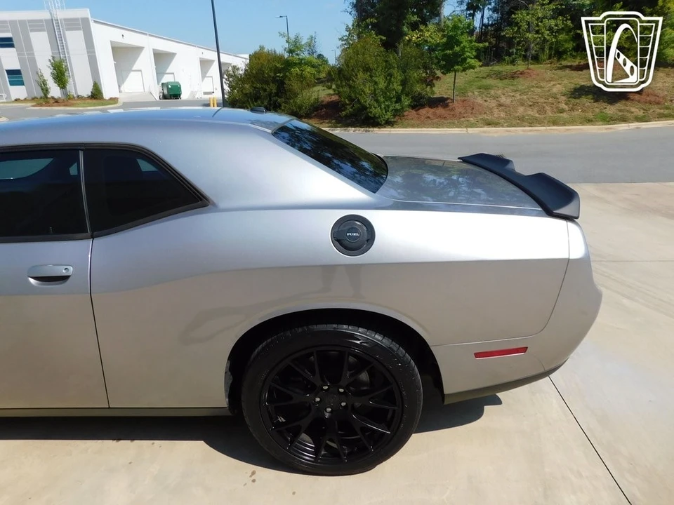 2015 Dodge Challenger 3rd Gen - Image 19 of 21