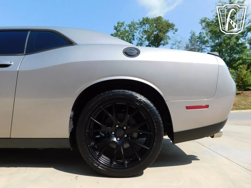 2015 Dodge Challenger 3rd Gen - Image 17 of 21