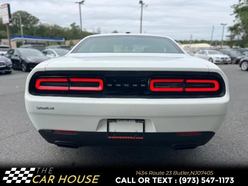 2015 Dodge Challenger 3rd Gen - Image 11 of 12