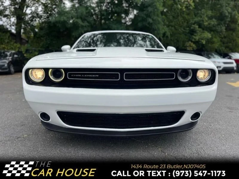 2015 Dodge Challenger 3rd Gen - Image 5 of 12