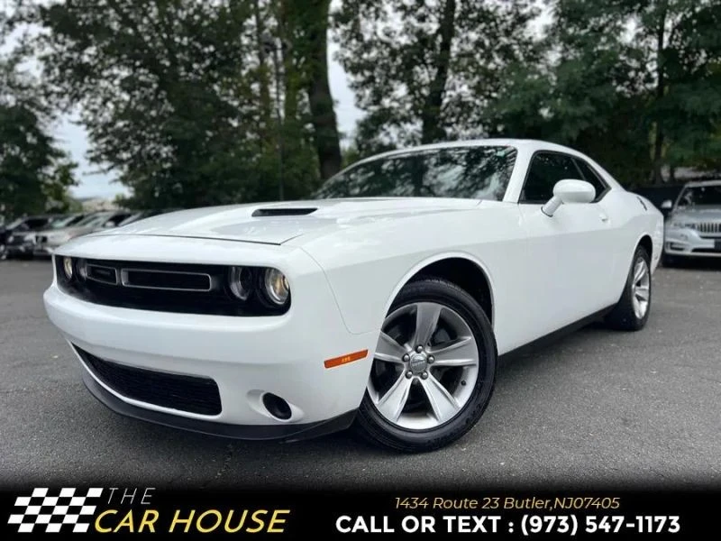 2015 Dodge Challenger 3rd Gen - Image 2 of 12