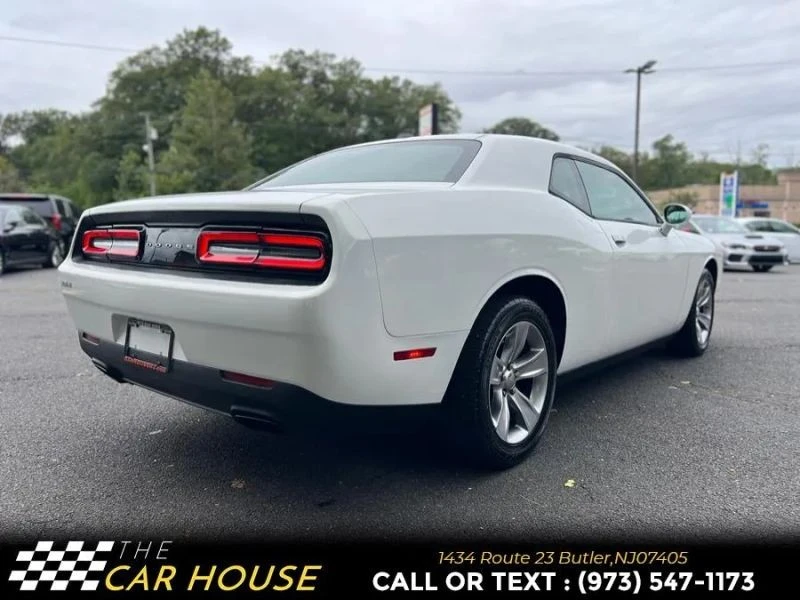 2015 Dodge Challenger 3rd Gen - Image 10 of 12