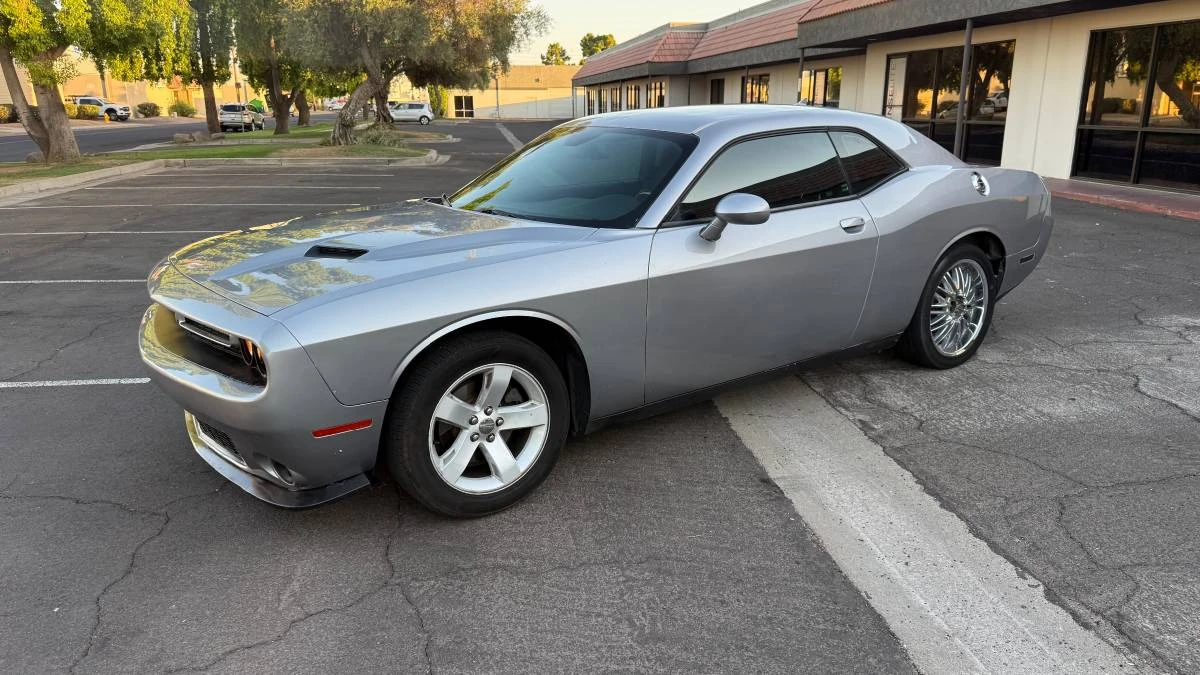 2015 Dodge Challenger 3rd Gen - Image 2 of 10