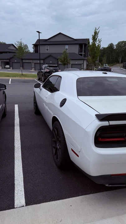 2015 Dodge Challenger 3rd Gen - Image 2 of 7