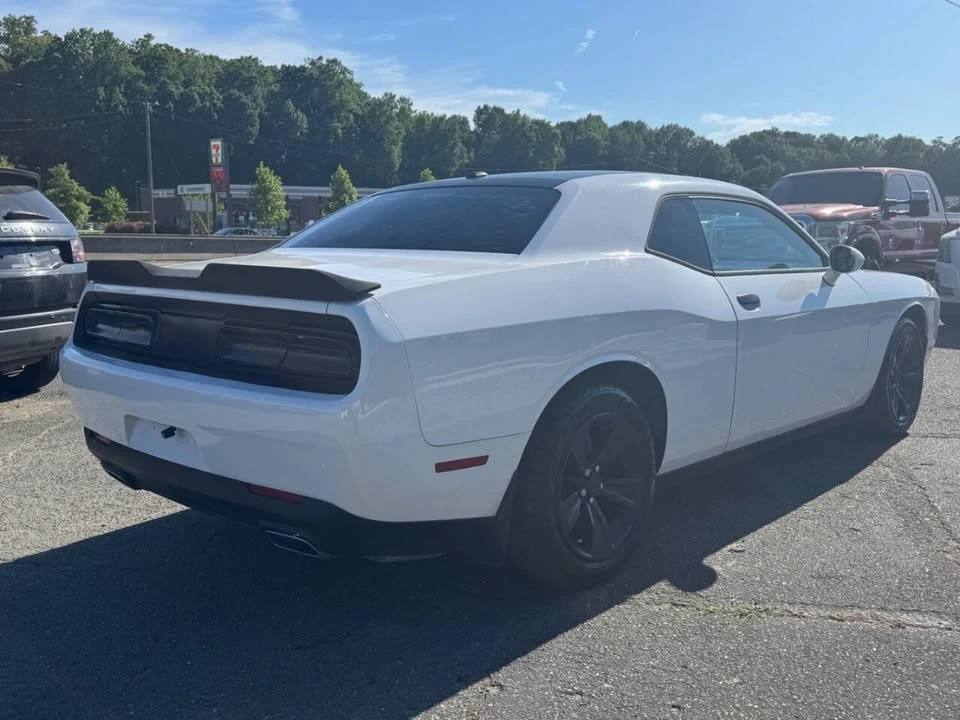 2015 Dodge Challenger 3rd Gen - Image 5 of 16