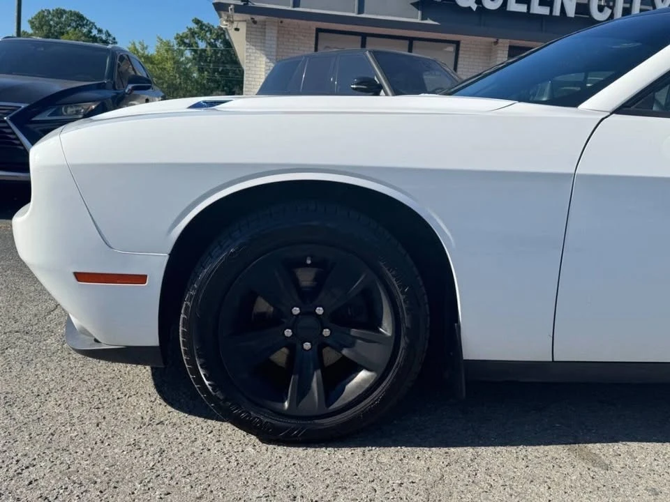 2015 Dodge Challenger 3rd Gen - Image 15 of 16