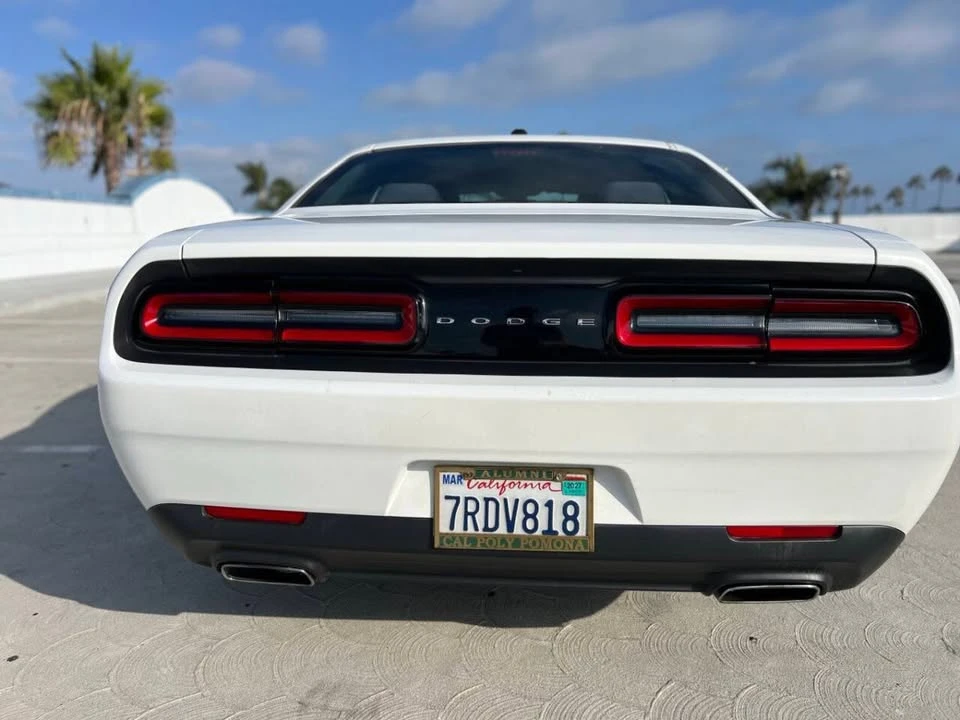 2015 Dodge Challenger 3rd Gen - Image 11 of 19