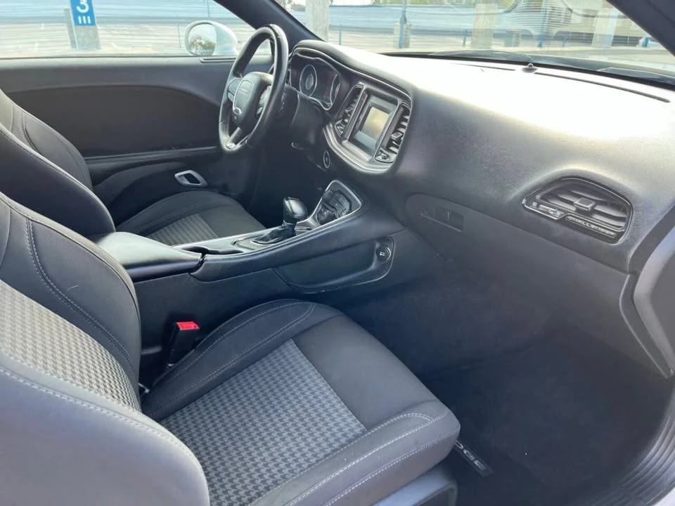 2015 Dodge Challenger 3rd Gen - Image 17 of 19
