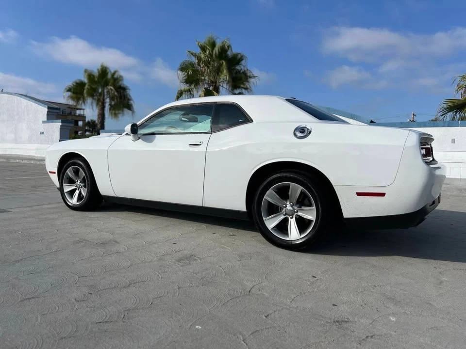 2015 Dodge Challenger 3rd Gen - Image 4 of 19