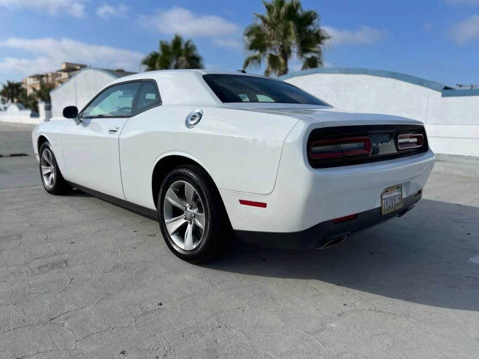 2015 Dodge Challenger 3rd Gen - Image 5 of 19