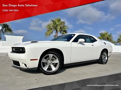 2015 Dodge Challenger SXT 2dr Coupe