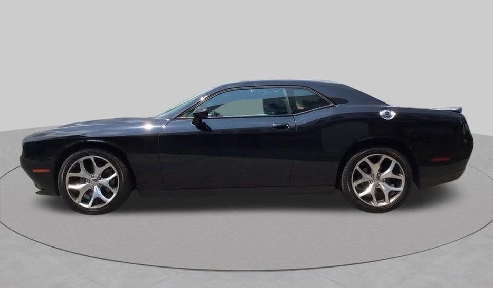 2015 Dodge Challenger 3rd Gen - Image 9 of 19