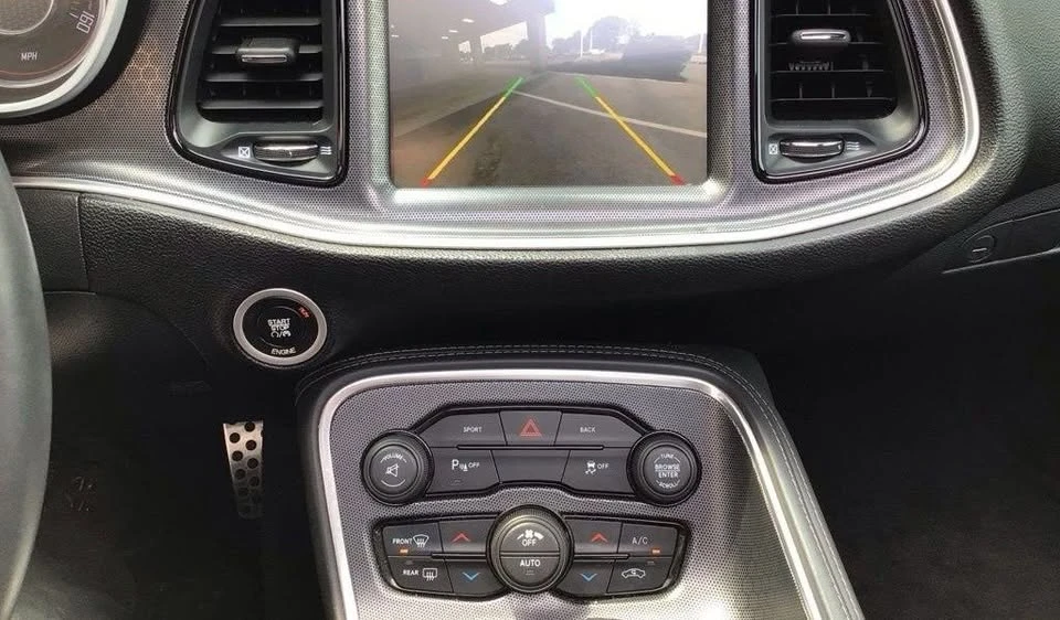 2015 Dodge Challenger 3rd Gen - Image 16 of 19