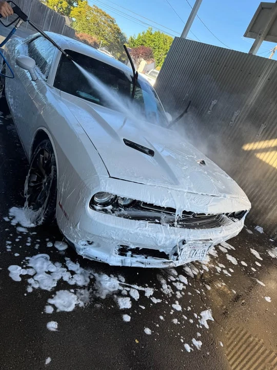 2015 Dodge Challenger 3rd Gen - Image 13 of 20