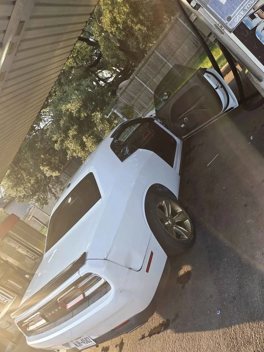2015 Dodge Challenger 3rd Gen - Image 8 of 10