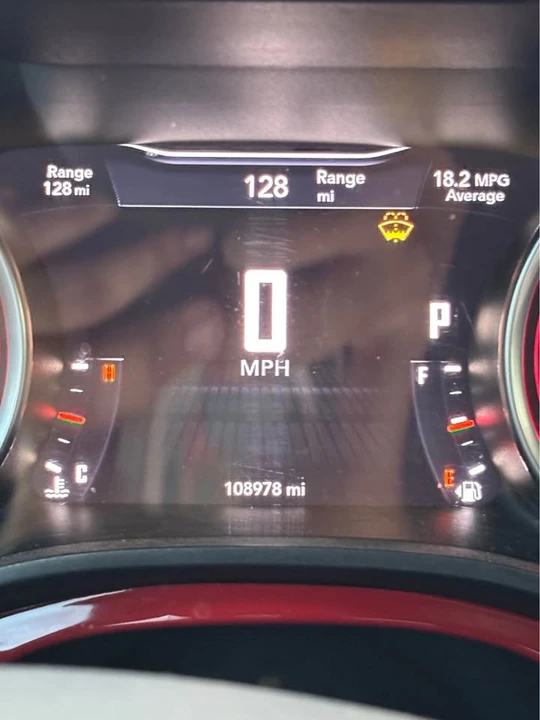 2015 Dodge Challenger 3rd Gen - Image 6 of 7