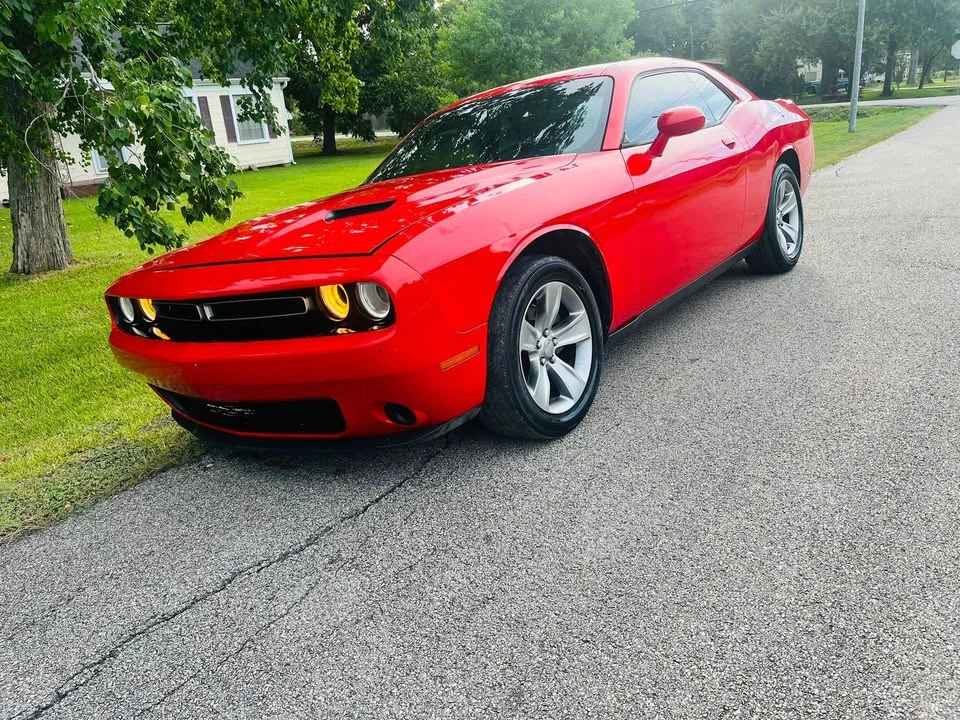 2015 Dodge Challenger 3rd Gen - Image 17 of 19