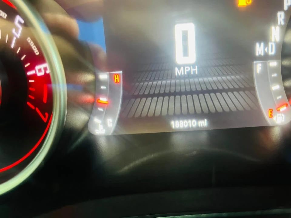 2015 Dodge Challenger 3rd Gen - Image 8 of 19