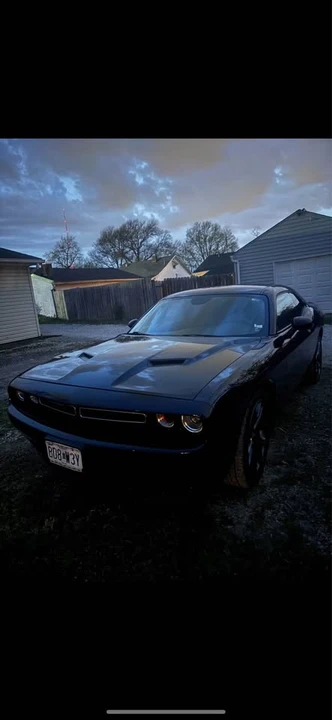 2015 Dodge Challenger 3rd Gen - Image 4 of 8