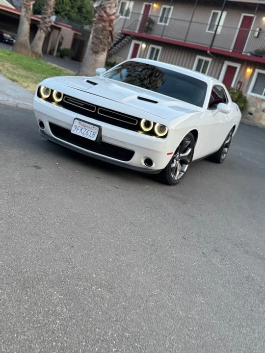 2015 Dodge Challenger 3rd Gen - Image 15 of 20