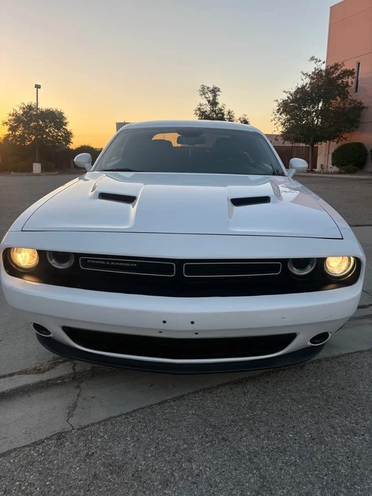 2015 Dodge Challenger 3rd Gen - Image 3 of 15