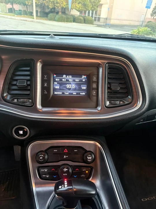 2015 Dodge Challenger 3rd Gen - Image 15 of 15