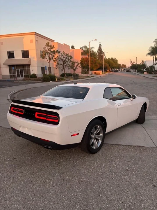 2015 Dodge Challenger 3rd Gen - Image 2 of 15