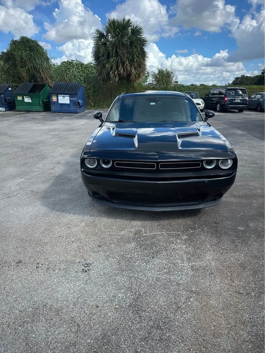 2015 Dodge Challenger 3rd Gen - Image 2 of 8