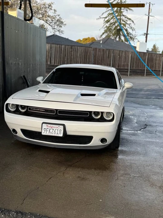 2015 Dodge Challenger 3rd Gen - Image 3 of 20