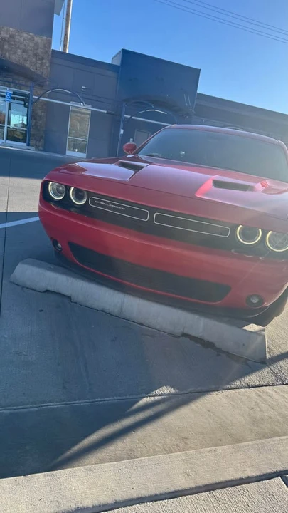 2015 Dodge Challenger 3rd Gen - Image 4 of 10