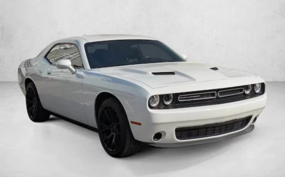 2015 Dodge Challenger 3rd Gen - Image 3 of 9