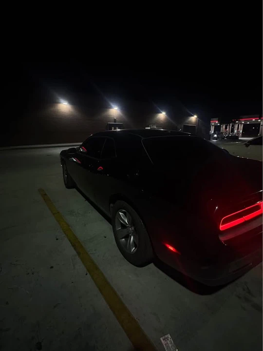 2015 Dodge Challenger 3rd Gen - Image 6 of 9