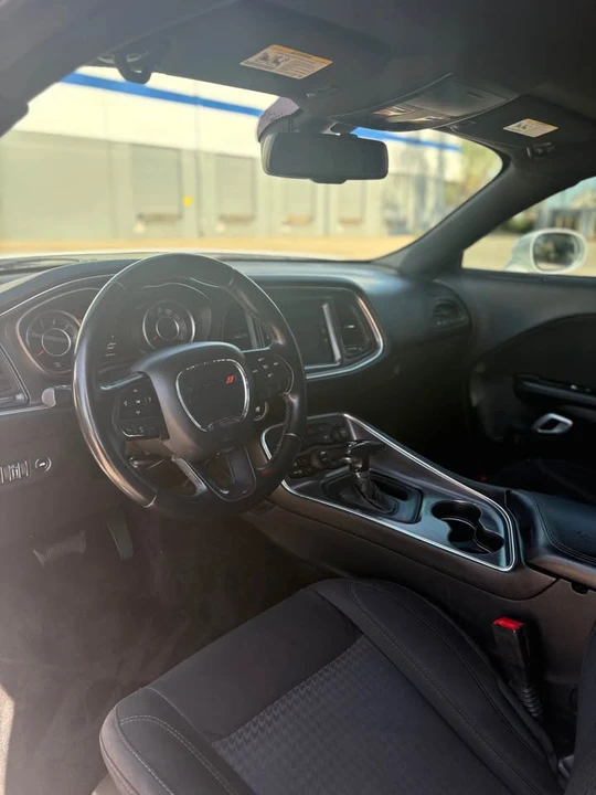 2015 Dodge Challenger 3rd Gen - Image 7 of 12