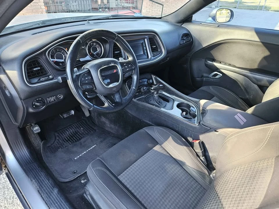 2015 Dodge Challenger 3rd Gen - Image 5 of 6