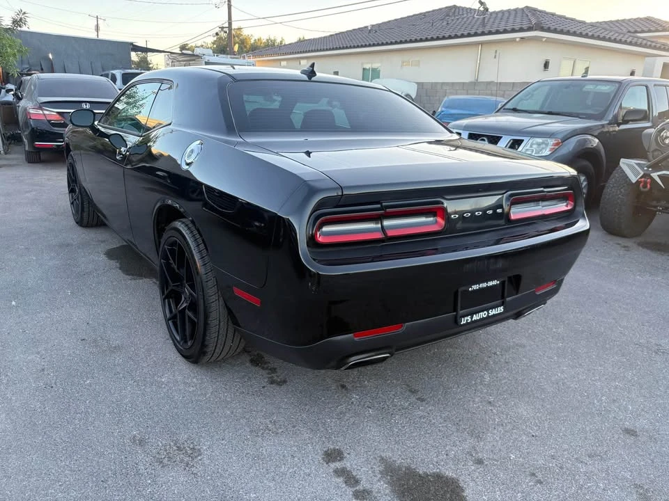 2015 Dodge Challenger 3rd Gen - Image 4 of 10