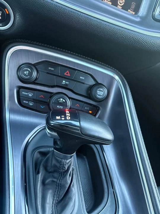 2015 Dodge Challenger 3rd Gen - Image 7 of 10