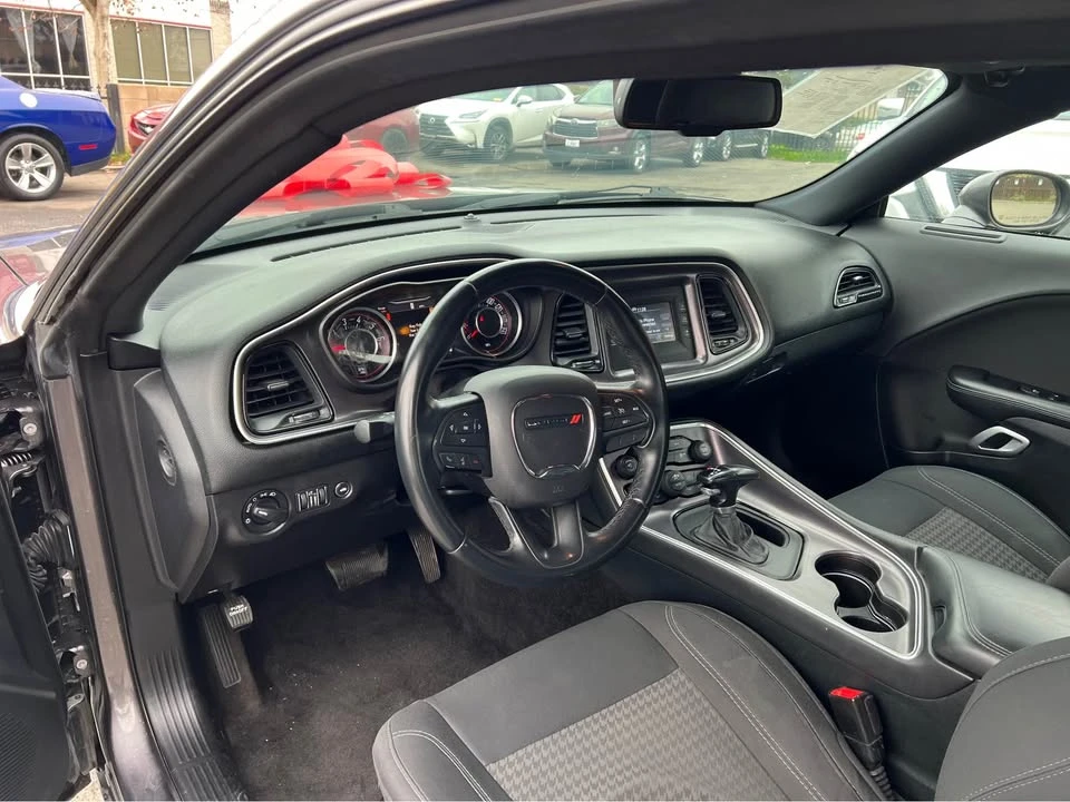 2015 Dodge Challenger 3rd Gen - Image 10 of 15